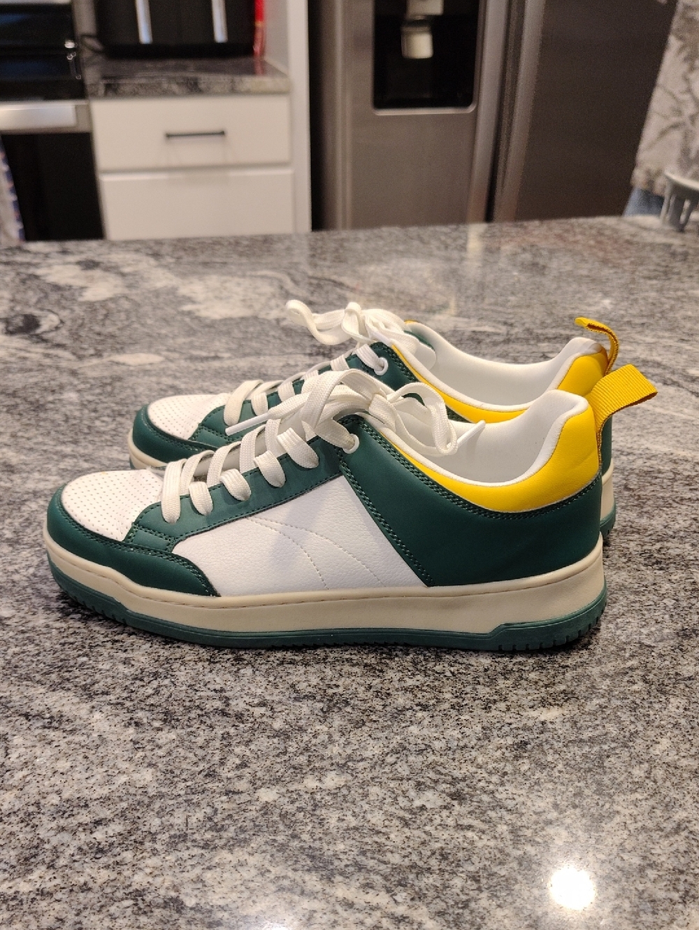 Steve Madden Women's White, Green & Yellow Low-Top Sneakers